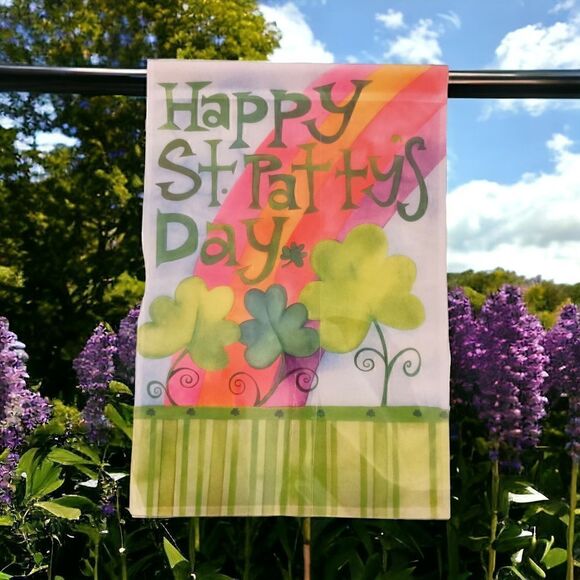 St Patricks Day House Flag Rainbow Shamrocks Clovers Vertical Pattys NEW 25x38. - Picture 6 of 11